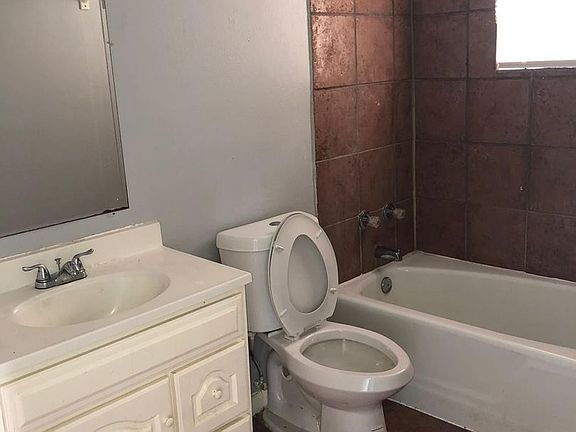 3rd image of 3206 Avenue M 1/2 #3206