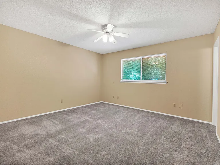 6427 Ridge Pl — Photo 9
