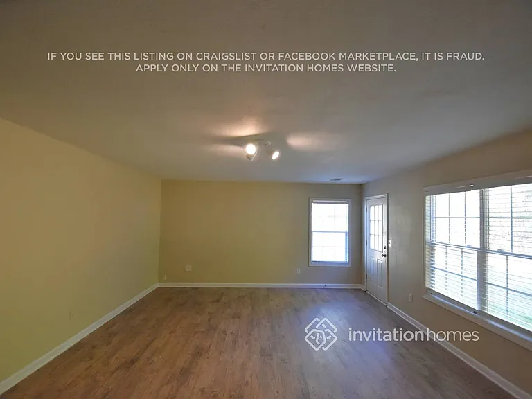309 Ryan Rd — Photo 2