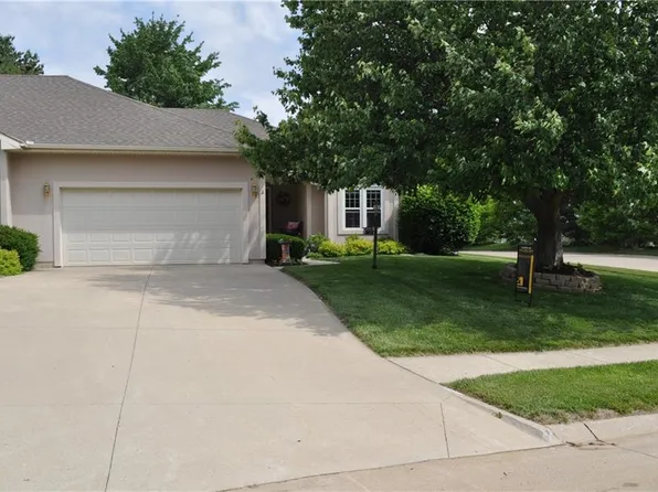 3007 Hirter Dr #A, Saint Joseph, MO 64506