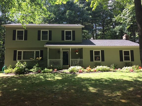 2nd image of 9 Stonewall Ln