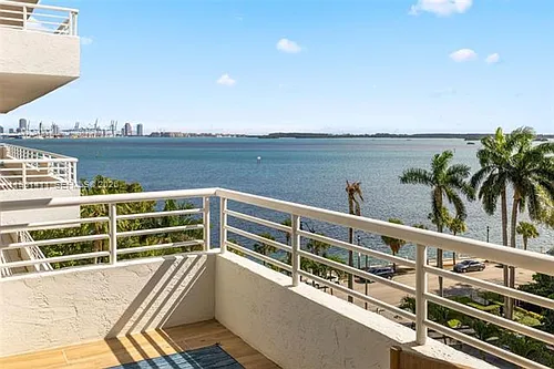 1402 Brickell Bay Dr #603 Photo 1