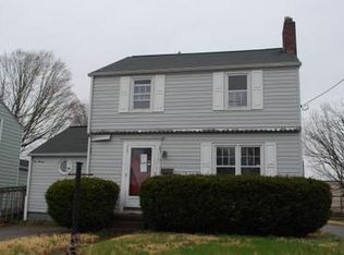 220 N Park Dr, Point Pleasant, WV 25550