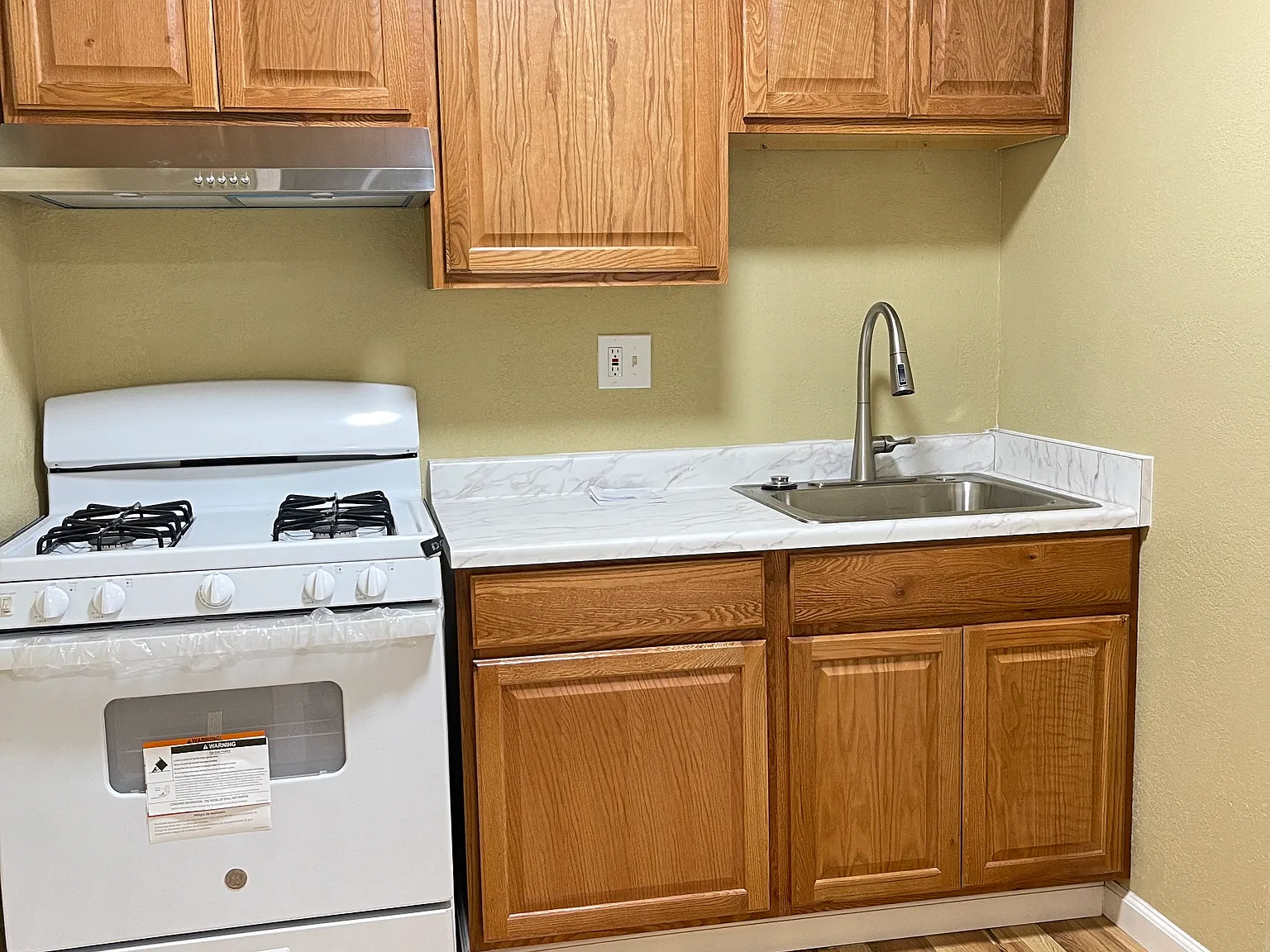 1 bed, 450 sqft, $2,000 — Photo 4