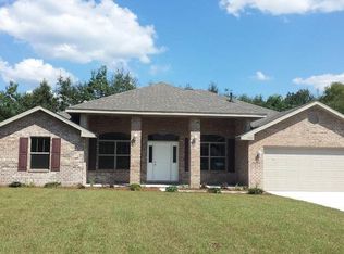 1662 Hollow Point Dr, Cantonment, FL 32533
