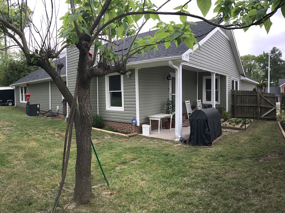 2nd image of 468 Brandermill Rd