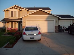214 N Glacier St, Moxee, WA