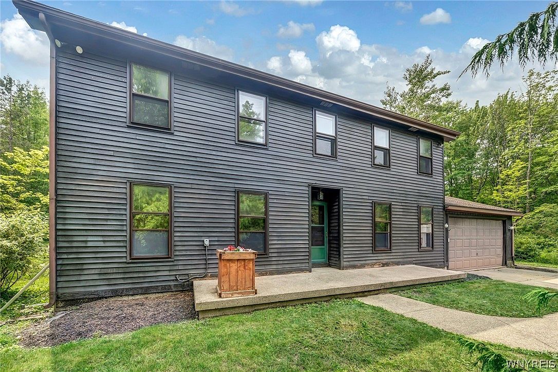 7062 Taylor Rd, Hamburg, NY 14075 Zillow