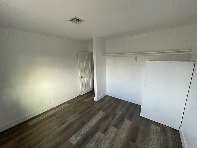 179 Judy Ct #D — Photo 8