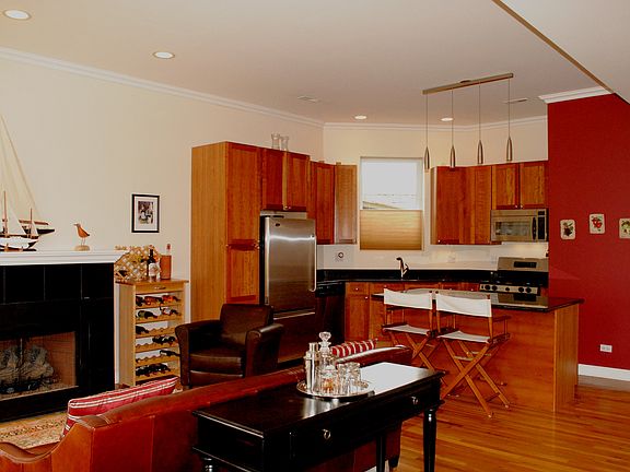Living Room/Kitchen