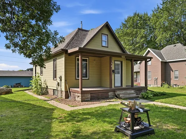 1009 Campbell Ave NW, Willmar, MN 56201