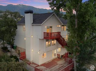 9842 S Tiger Eye Dr, Sandy, UT 84094