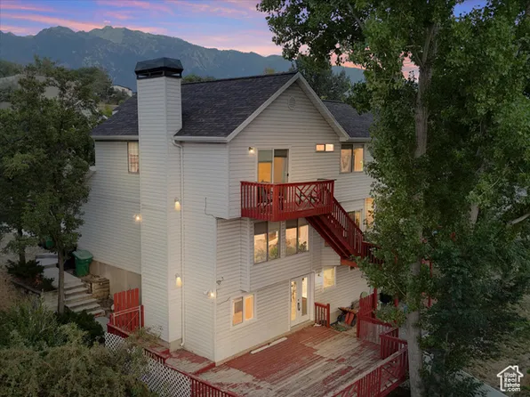 9842 S Tiger Eye Dr, Sandy, UT 84094