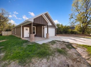 4934 Chapman St, Fort Worth, TX 76105