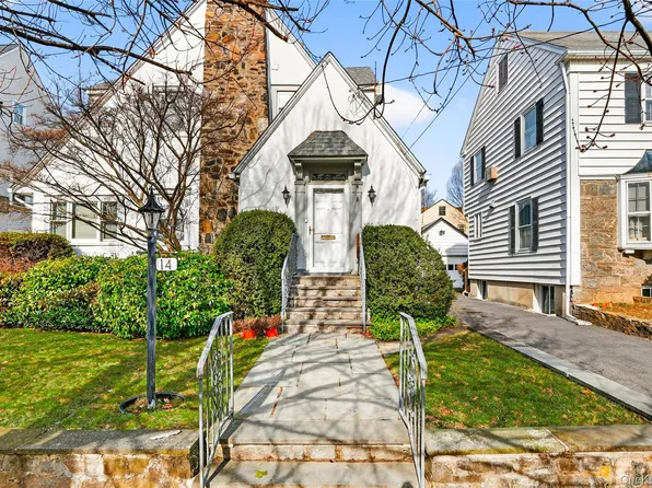 14 Columbia Pl, Mount Vernon, NY 10552