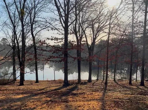 (undisclosed Address), Clinton, AR 72031