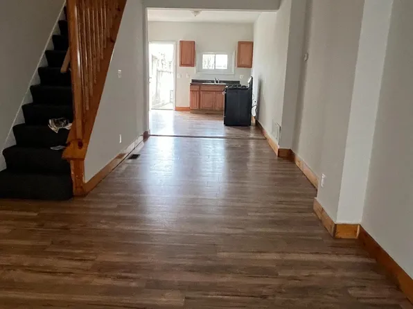 425 N Curley St, Baltimore, MD 21224