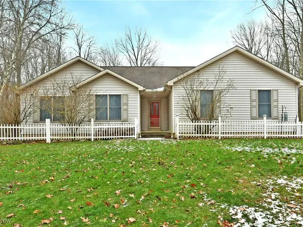 2075 N Duck Creek Rd, North Jackson, OH 44451