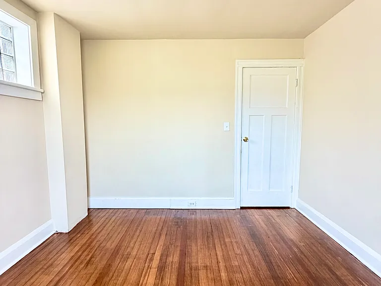 4224 Sheldon Ave — Photo 10