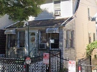 10015 40th Rd, Corona, NY 11368