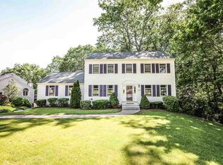 304 Currier Dr, Manchester, NH 03104