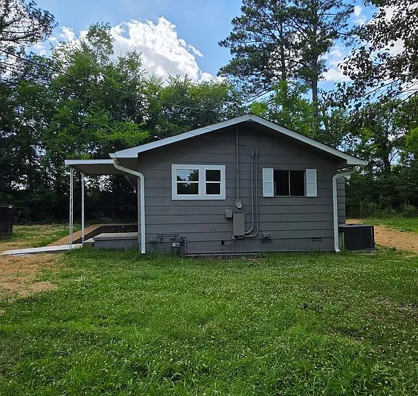 89 Susan Ln — Photo 19