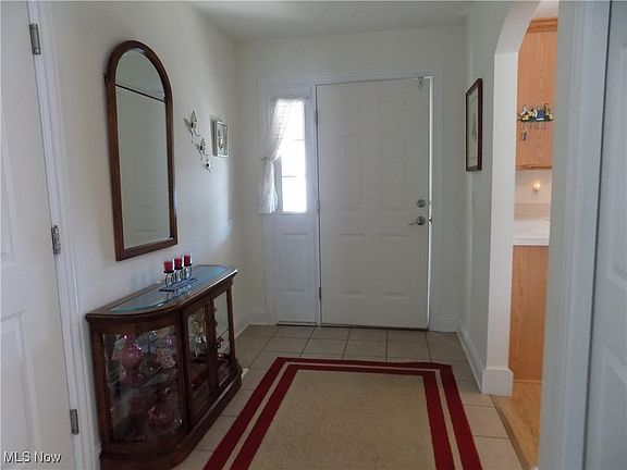4th image of 255 Harvest Ln