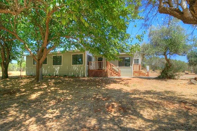 1676 Pleasant Grove Ln photo 1