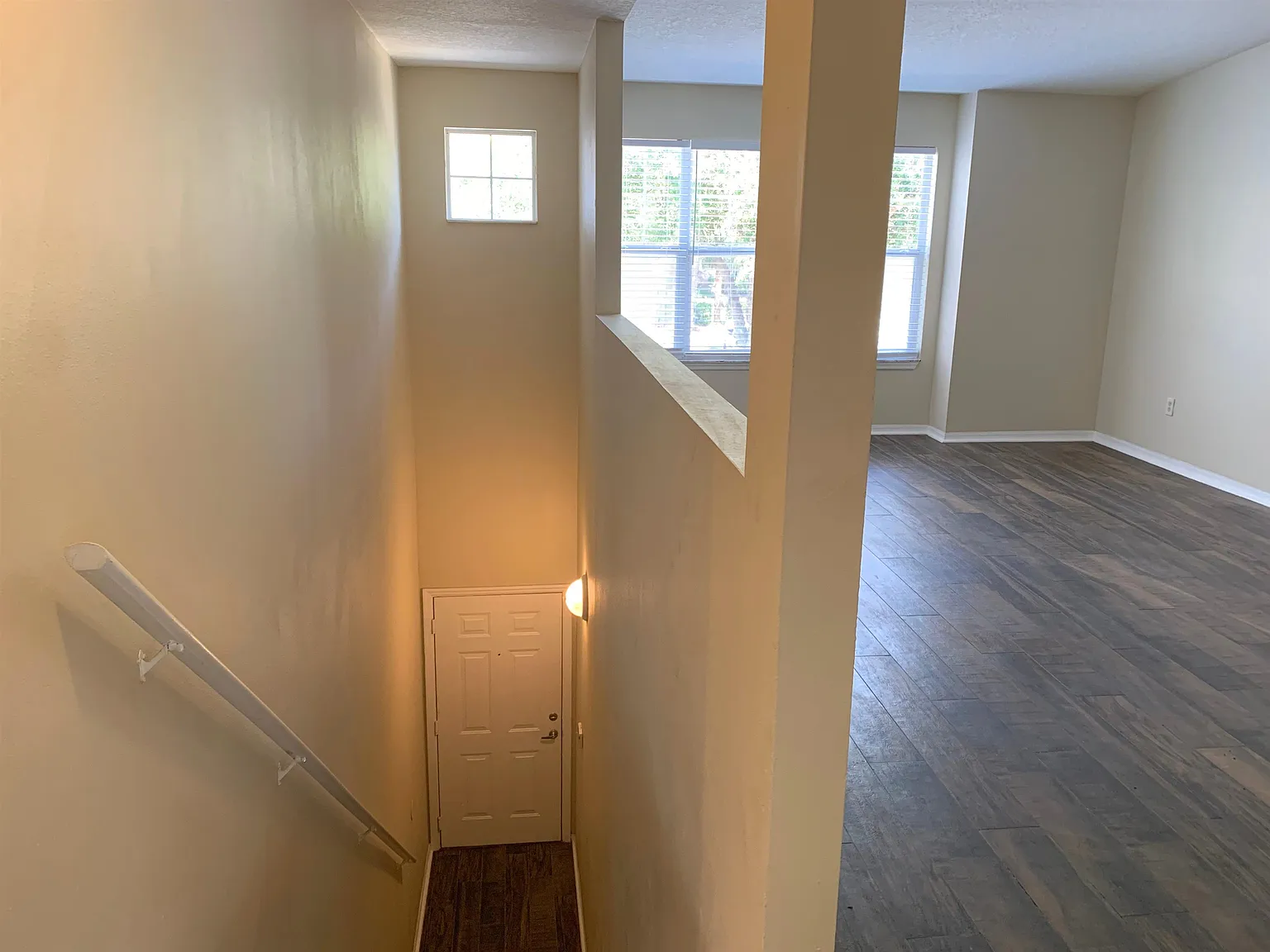 3 bed, 1451 sqft, $2,500 — Photo 3