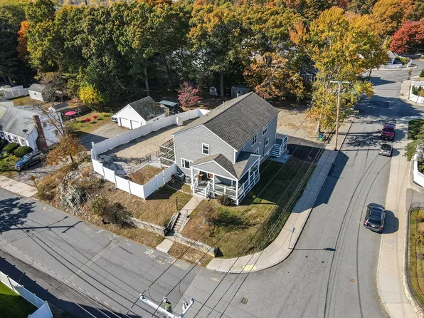 3 New Haven St, West Roxbury, MA 02132