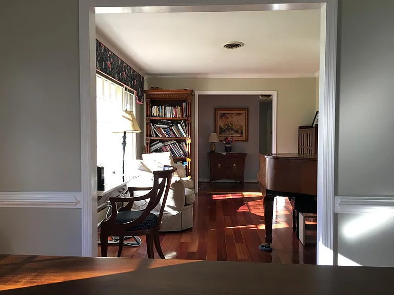 9100 Derbyshire Rd — Photo 17