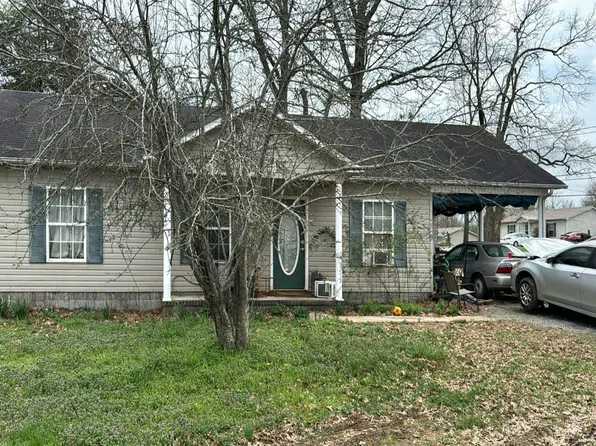 100 Stonefield Cir, Shelbyville, TN 37160