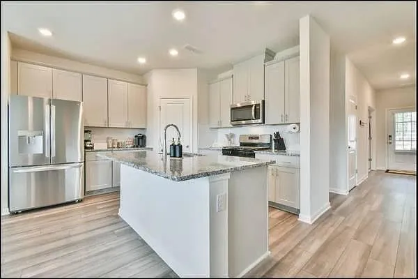 7784 Richmond Trl — Photo 6