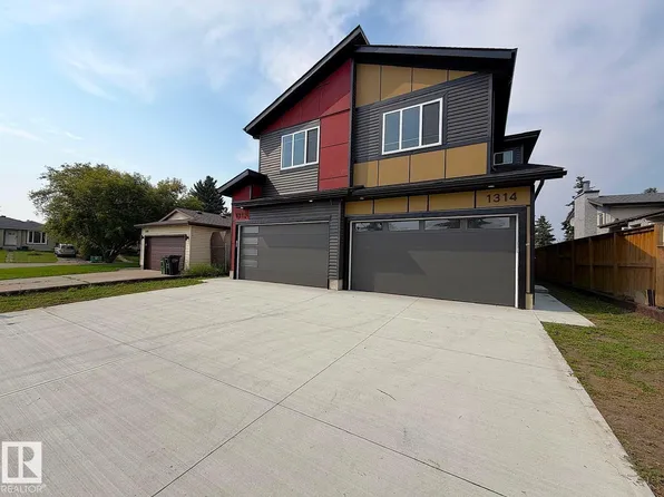 1314 35th St NW, Edmonton, AB T6L 2L3