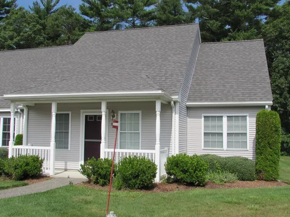 9 Cranberry Grove Way APT D, Wareham, MA 02571