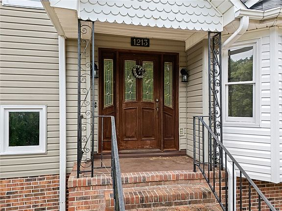 4th image of 1213 Green Fern Dr