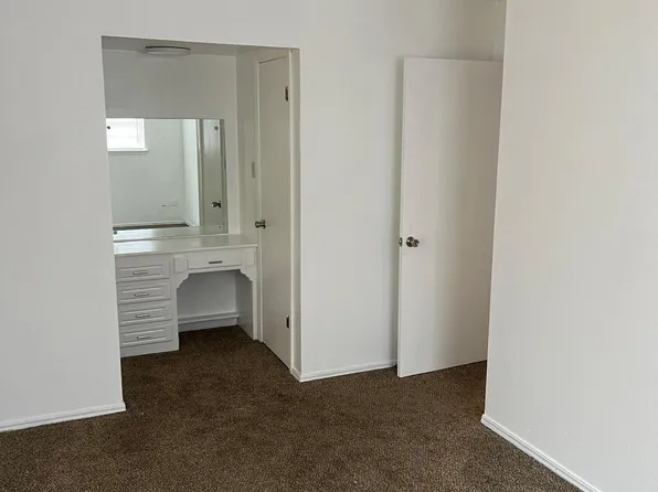 4614 SE Mieling Dr, Lawton, OK 73501