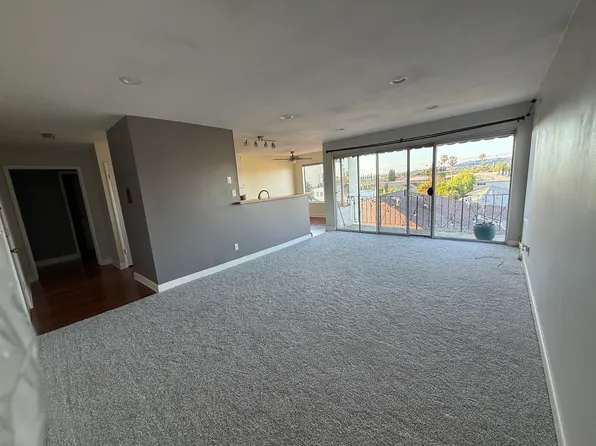 372 Carroll Park E APT 405, Long Beach, CA 90814