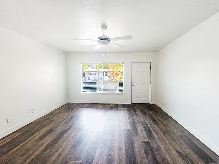 337 W Pasadena Ave #11 — Photo 7