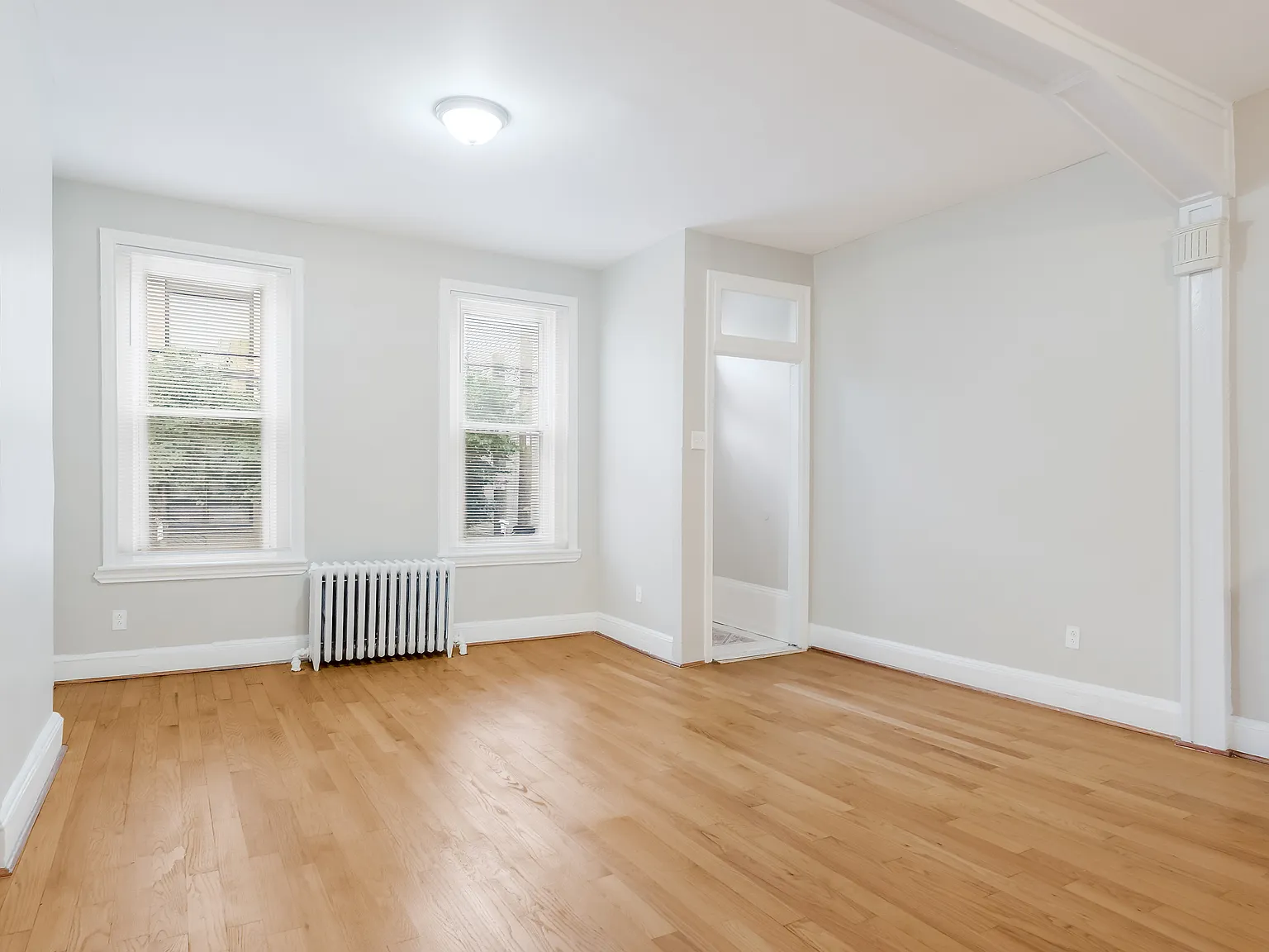 2 bed, 960 sqft, $1,800 — Photo 3
