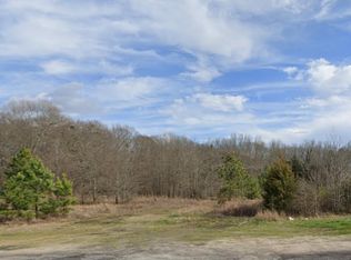 101 Gray Dr, Gray Court, SC 29645