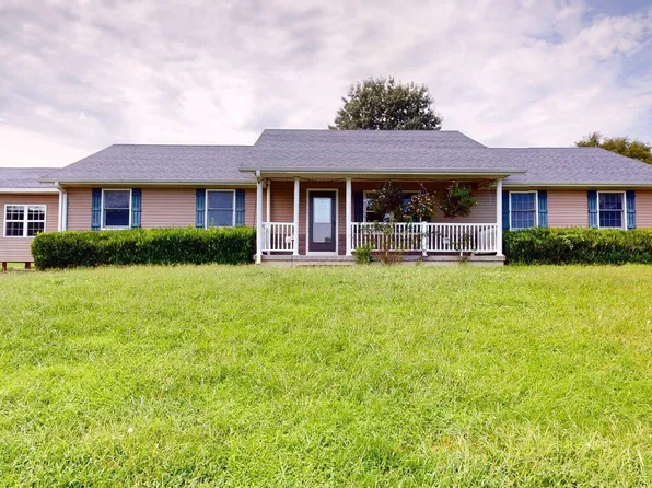 102 Morgan County Dr, Otterville, MO 65348