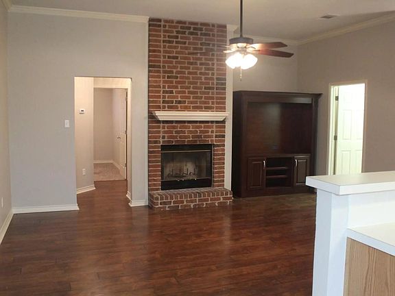2nd image of 4702 Danbury Dr