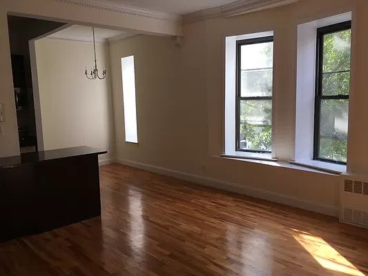 3rd image of 78 W 85th St APT 2D