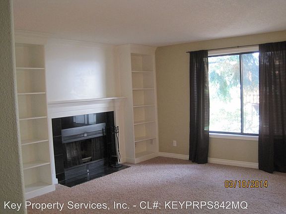 5th image of 1404 NE 72nd St APT 1