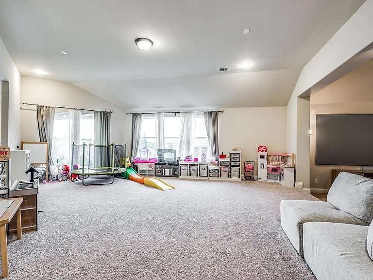 10404 Bartlett Dr — Photo 25