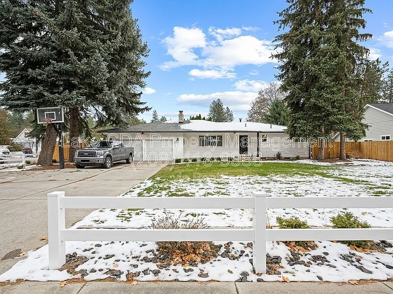 3870 N Honeysuckle Dr #B — Photo 18
