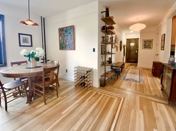 504 Grand Street image 1 of 19