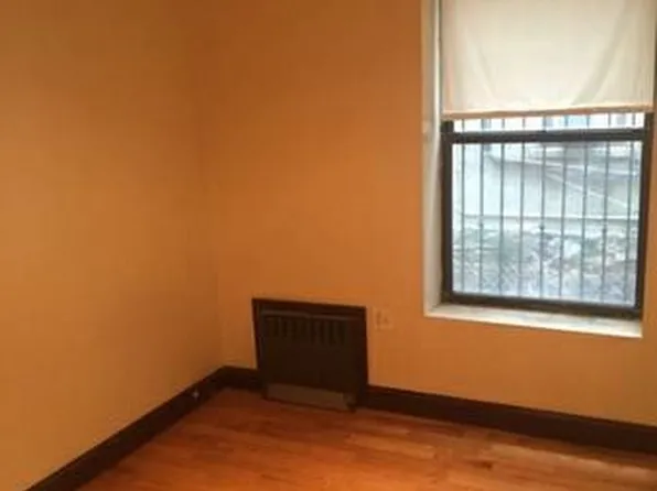 700 Sterling Pl, Brooklyn, NY 11216