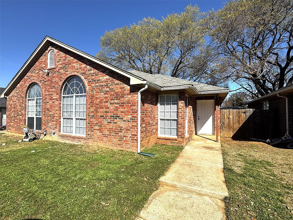 1st image of 1707 Tina Marie Rd #A & B